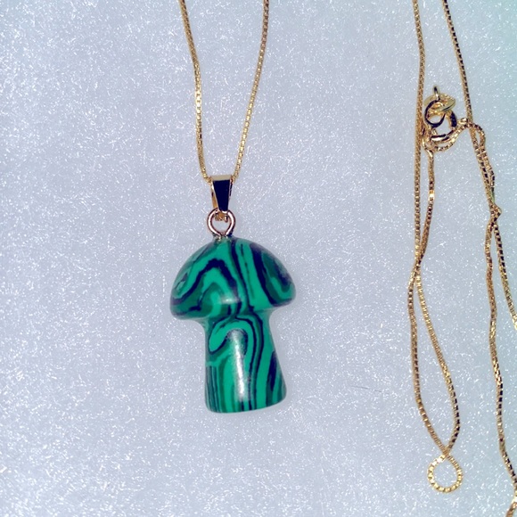 Boho Hippie Psychedelic Mushroom 🍄 Malachite Gold Plated Silver 24” N… - Picture 4 of 6
